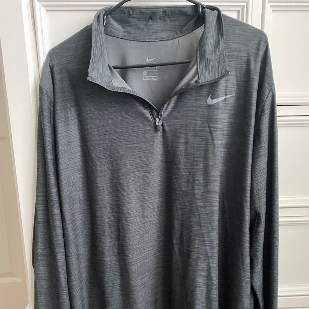 Nike Quarter Zip Size XL